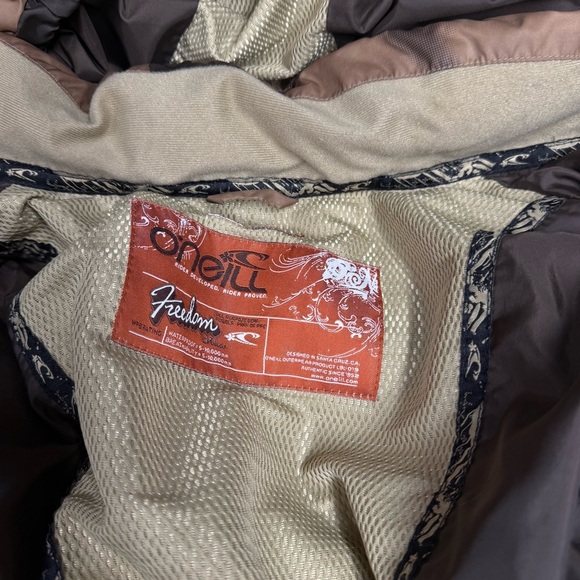 O’Neil Freedom woman’s or Kids Camouflage Jacket Ski Jacket size Small - Picture 9 of 10